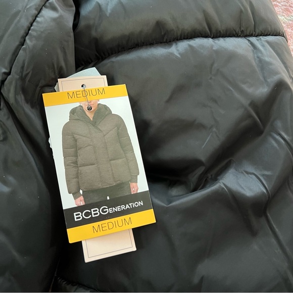 NWT BCBG Ladies Black Puffer Jacket - Picture 16 of 16